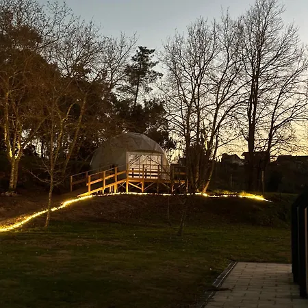 Manteiros Glamping 卡纳斯·德·塞尤里